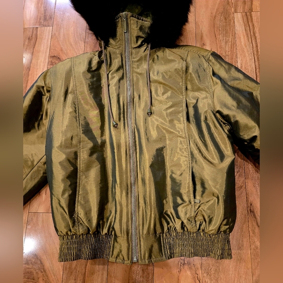 Bromley Sport Thermoloft shimmery green ski jacket.faux fur trim. women's XS. - Picture 12 of 14